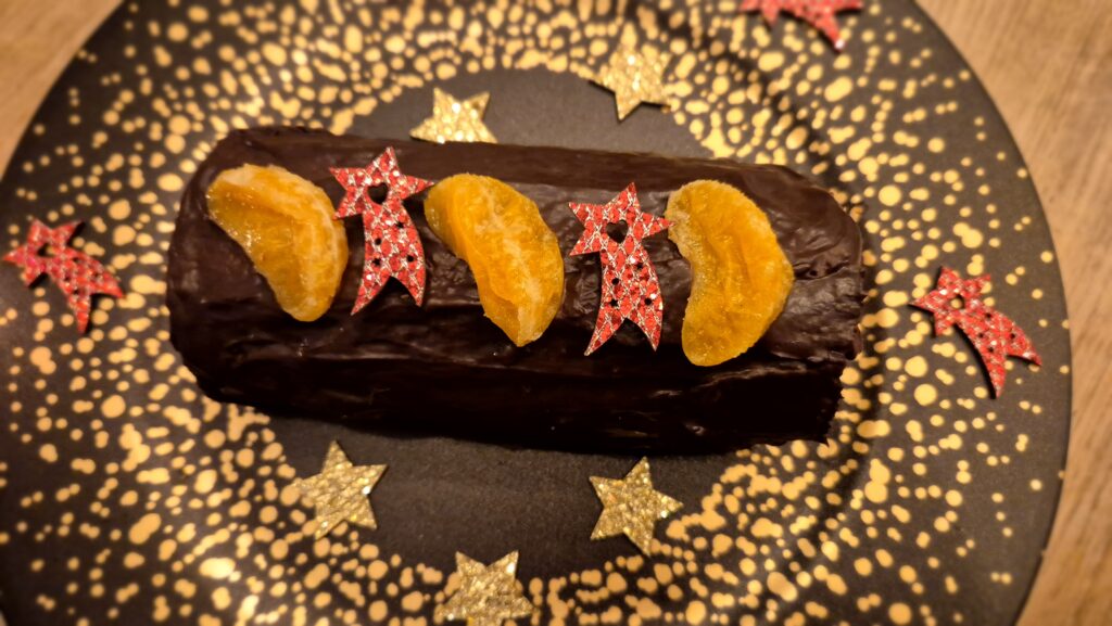 Buche de noël faible en FODMAP pour des fêtes en toute sérénité.