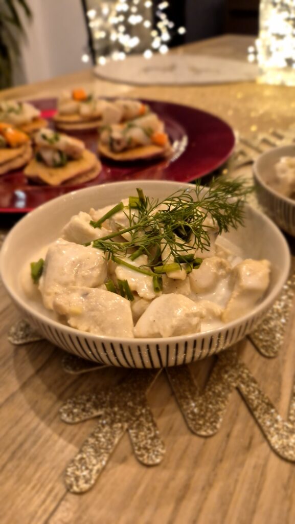 Un menu de fêtes : cassolette de poulet au gingembre et citron vert, faible en FODMAP et sans gluten